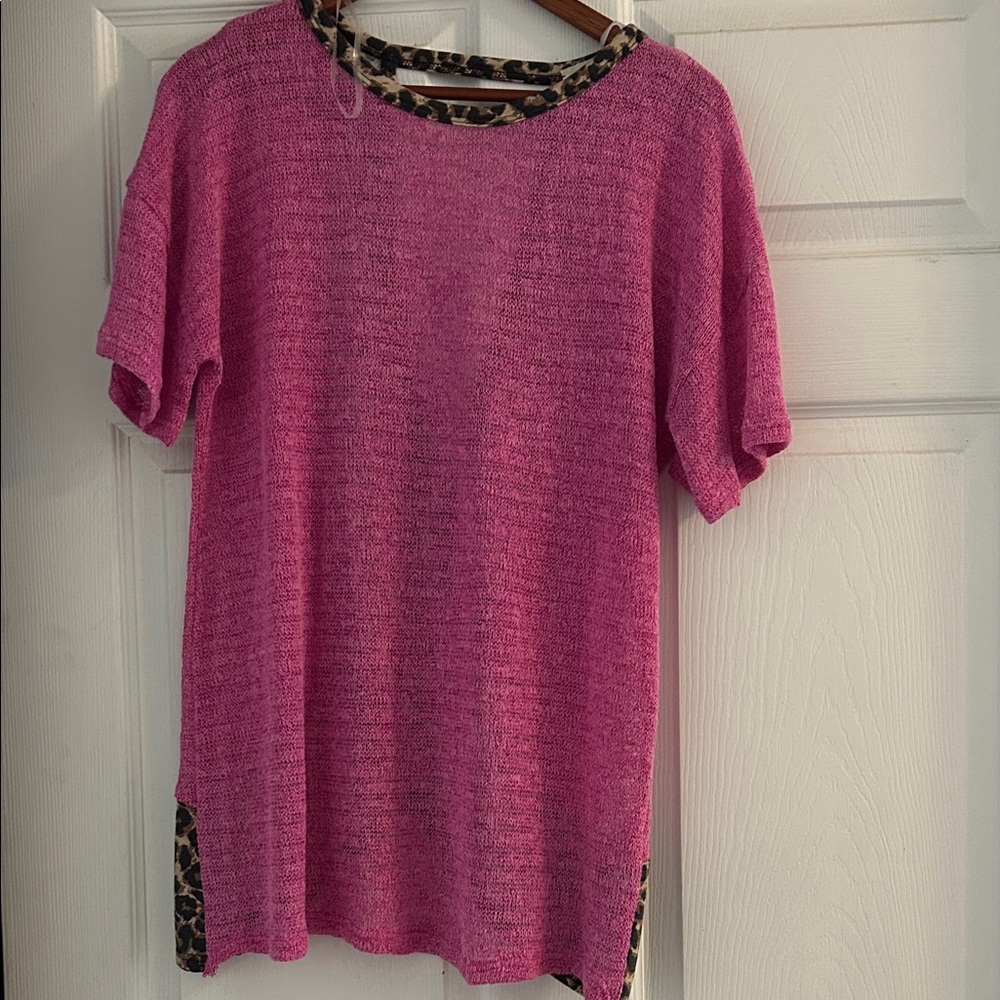 Pink Short Sleeve Women's Top with Leopard Trim NWOT